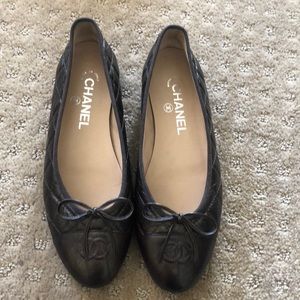 100% authentic chanel flats